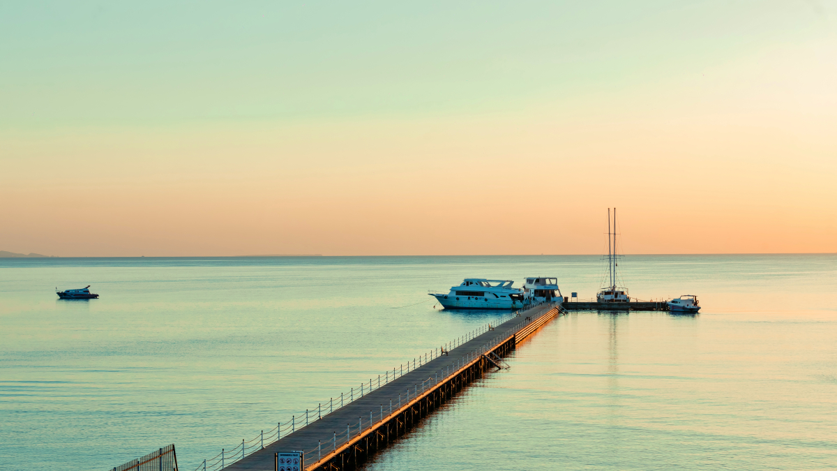 SUNRISE Alma Bay Resort