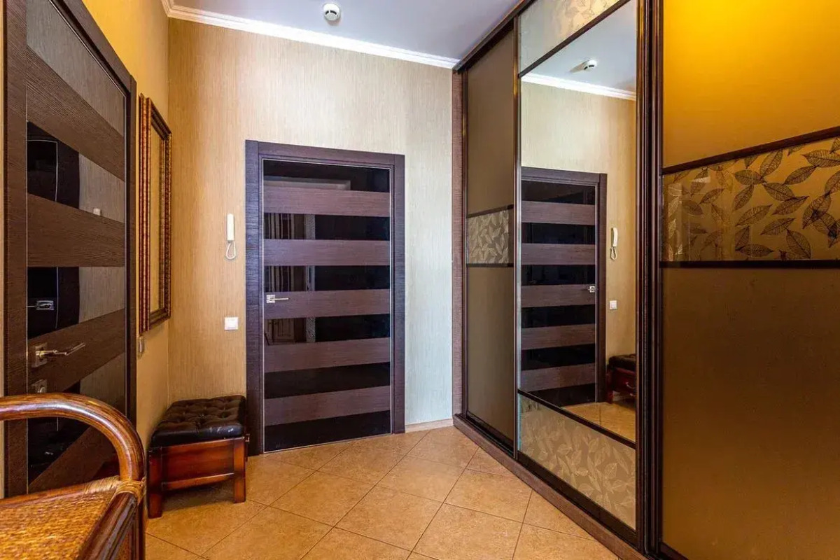 Апартаменты Идеал Хауз 1