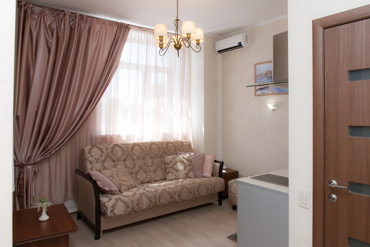 Отель Высотник