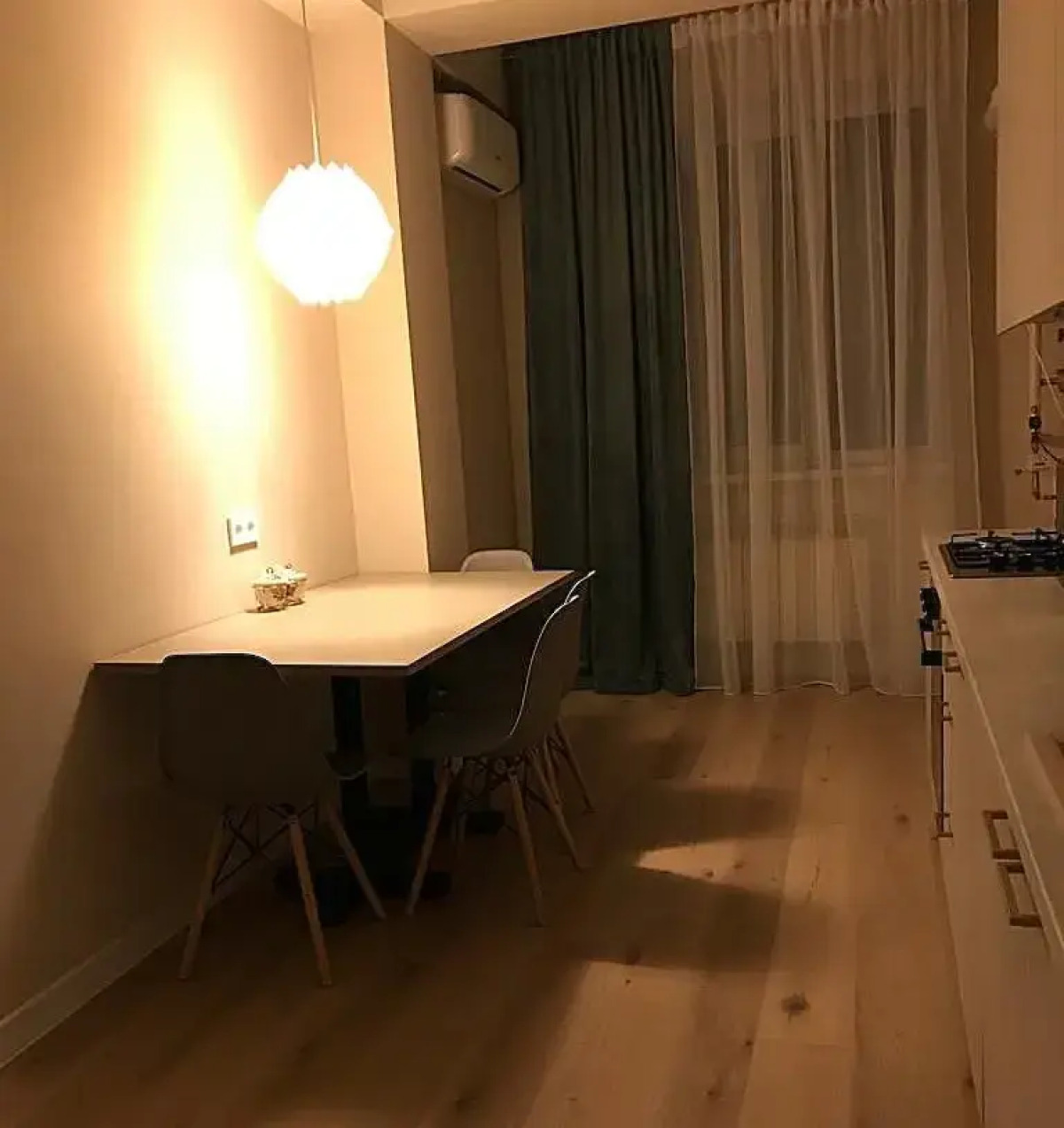 Квартира двухкомнатная Проспект Омарова 22