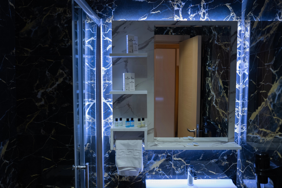 Отель Golden River By Continent Collection