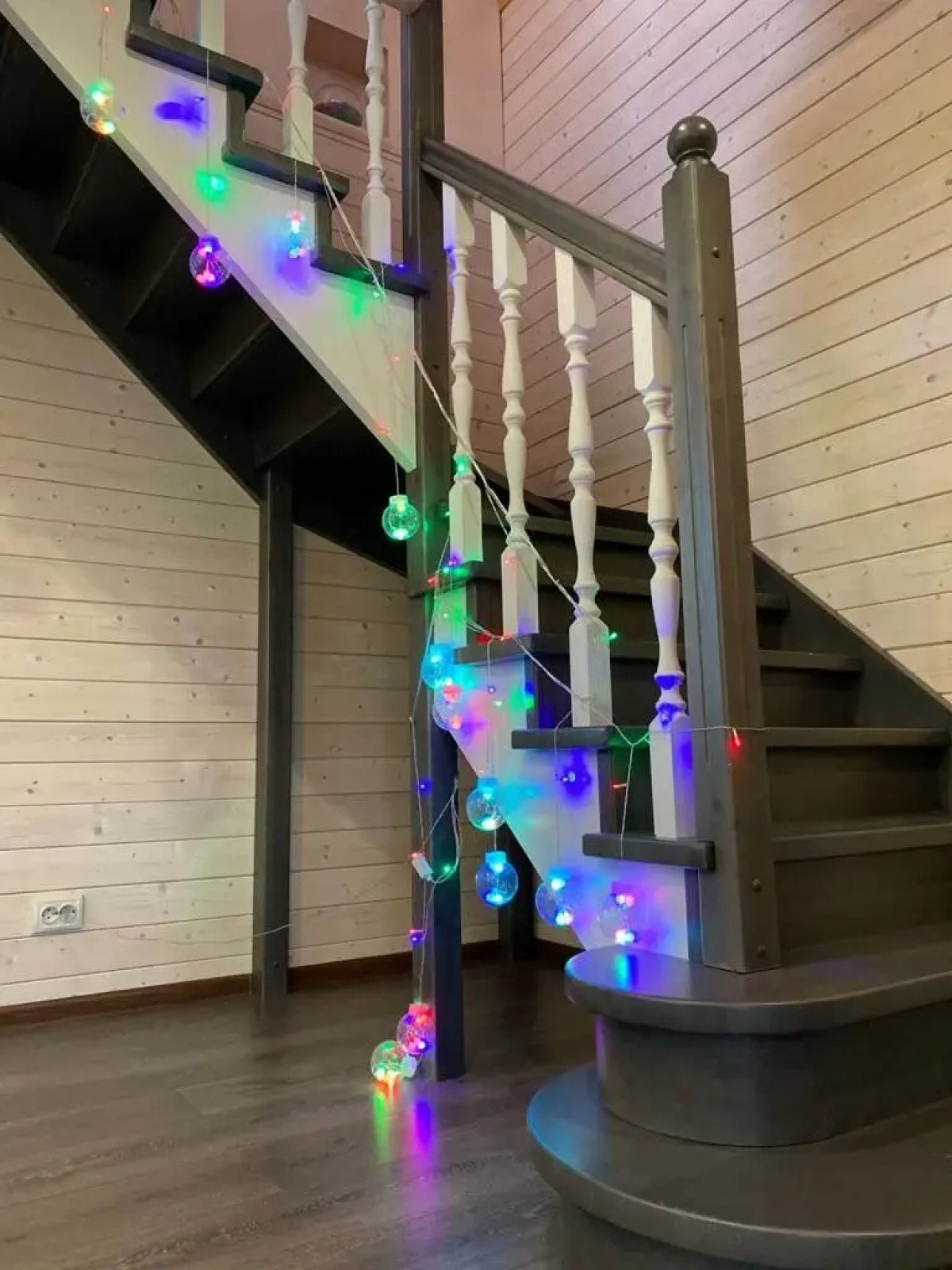 Частный дом Дом возле Ясеня