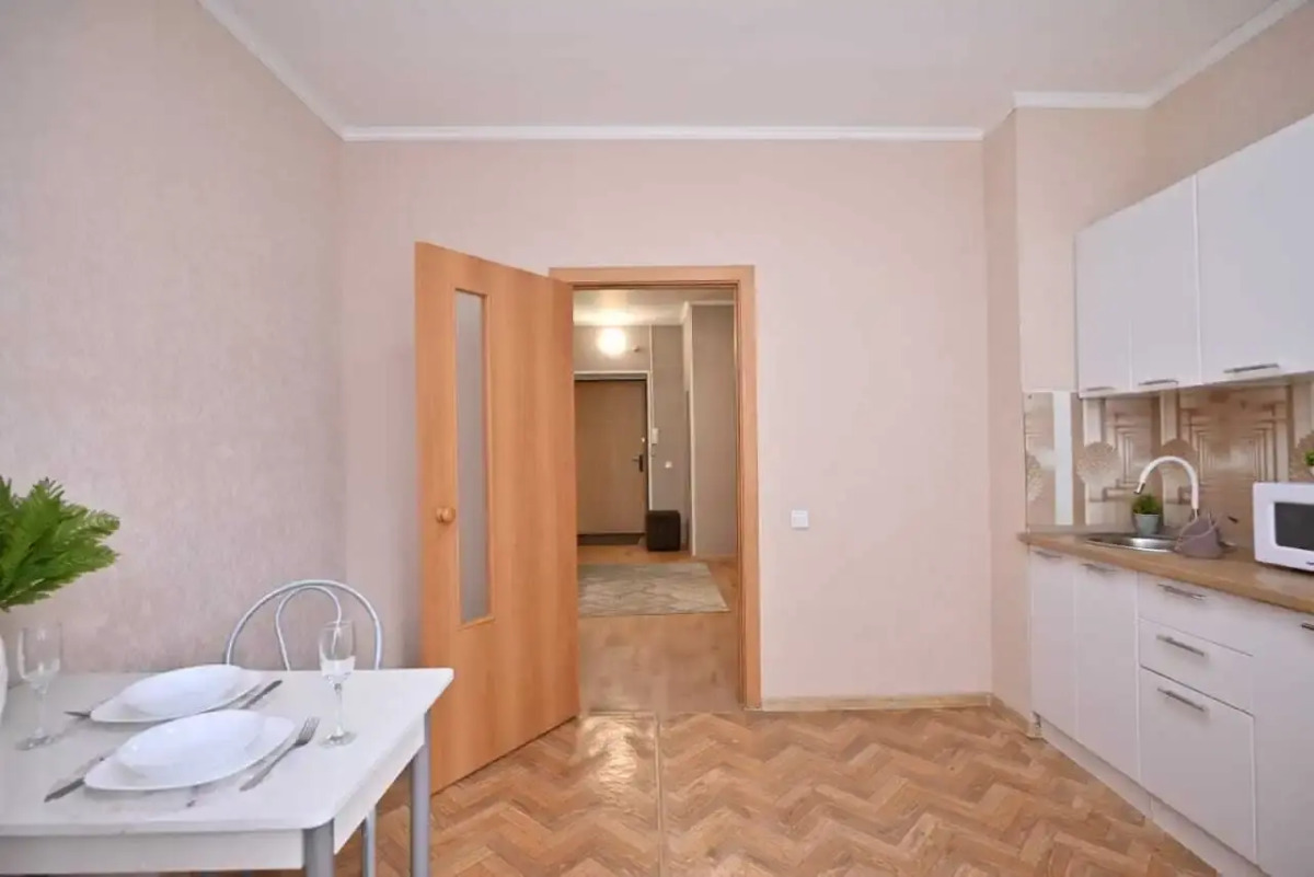 Квартира Двухкомнатная Напротив ТРЦ Планета