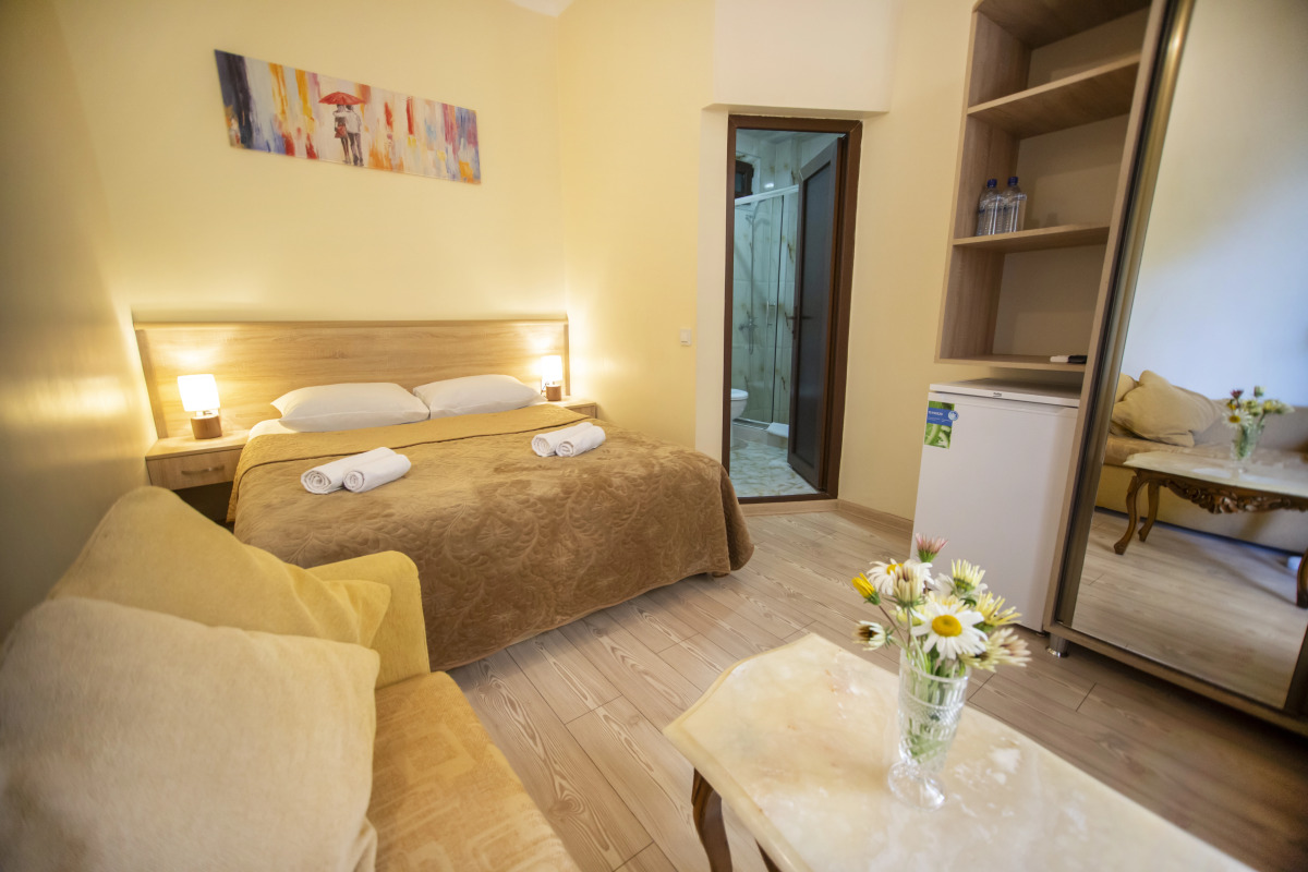 Отель Chveni Ezo