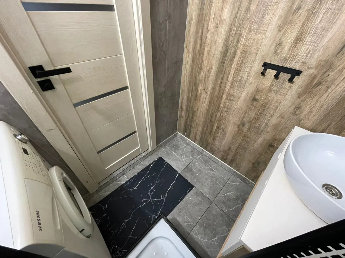 Квартира Отличный день 2 комн. у Алмаза