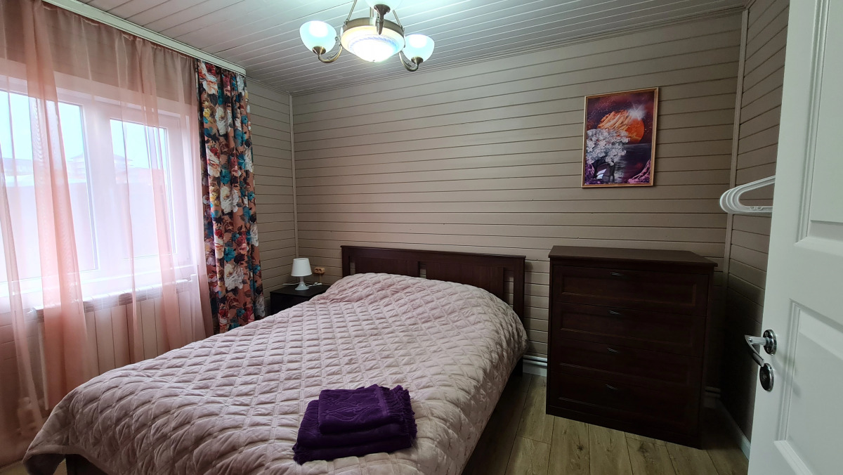 Частный Дом с Красным Залом