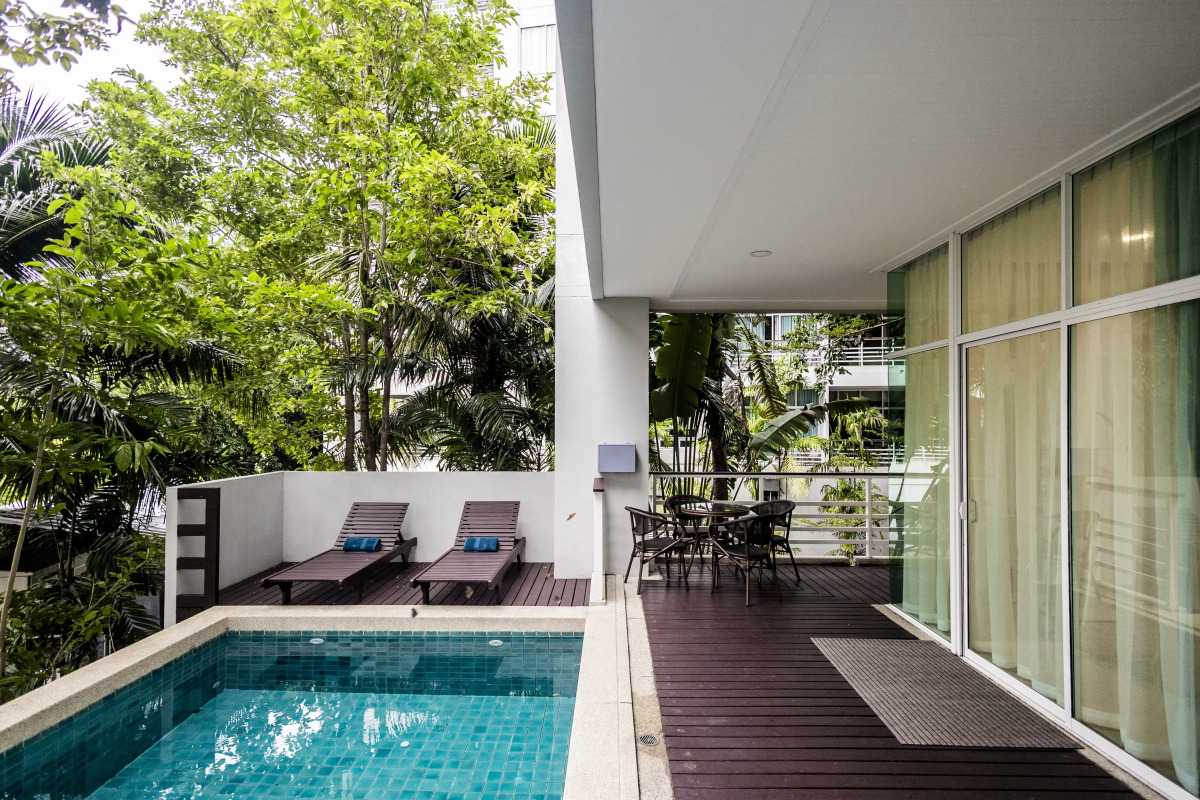 Апарт-отель Karon Beach Residence Phuket