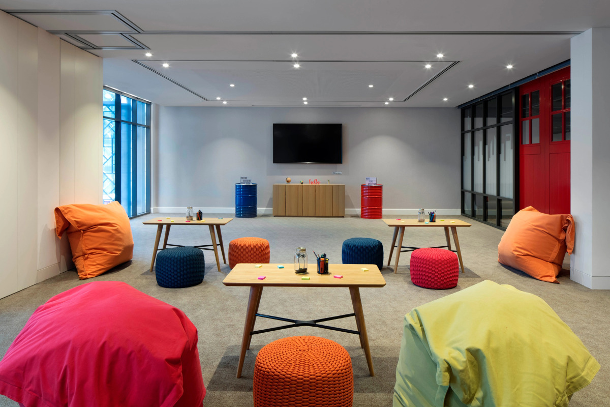 Отель Rove Dubai Marina