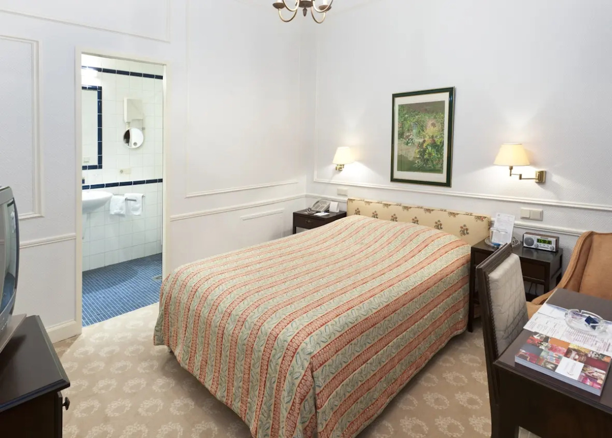 Отель Grand Cravat