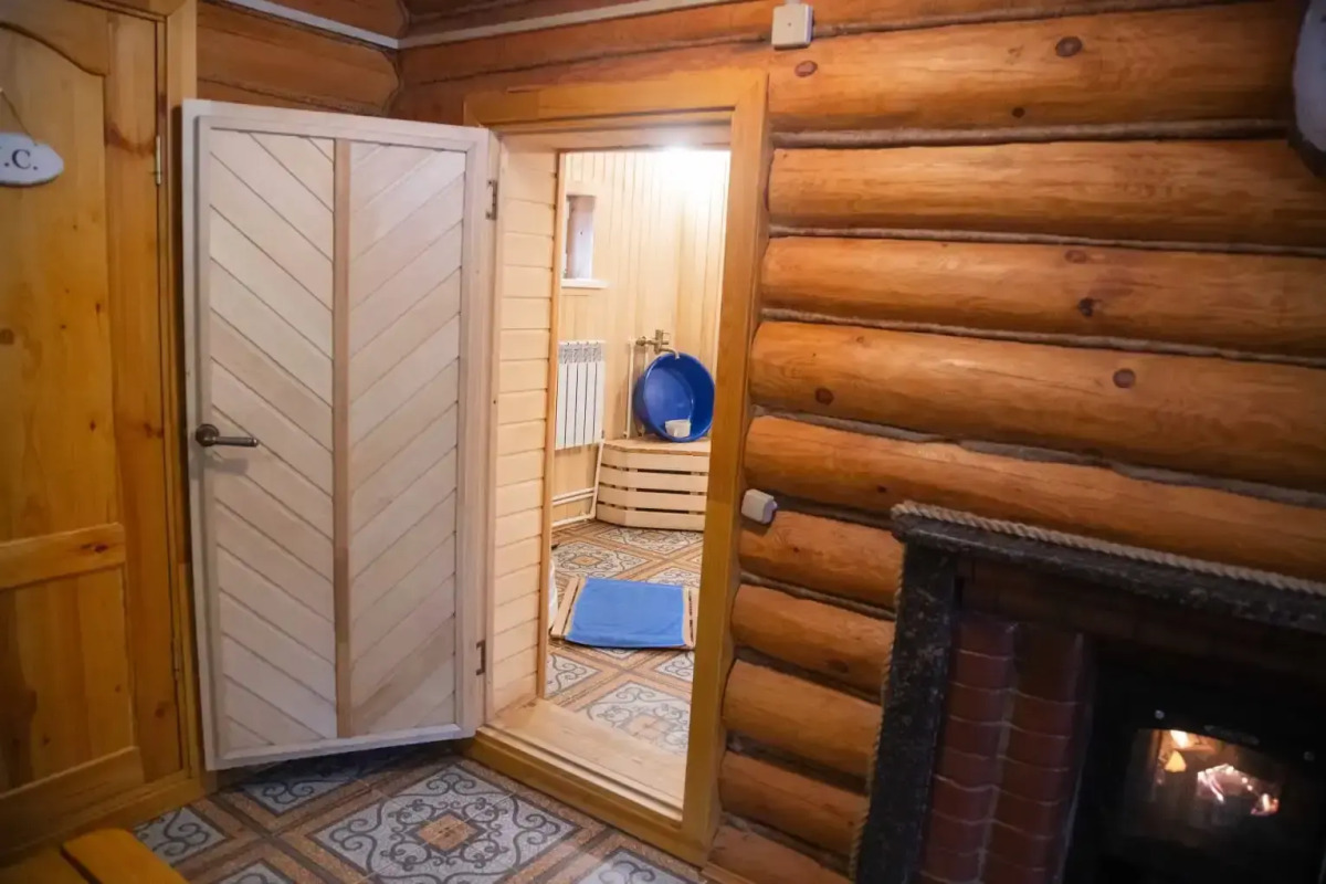 Банно-гостевой комплекс Старый город