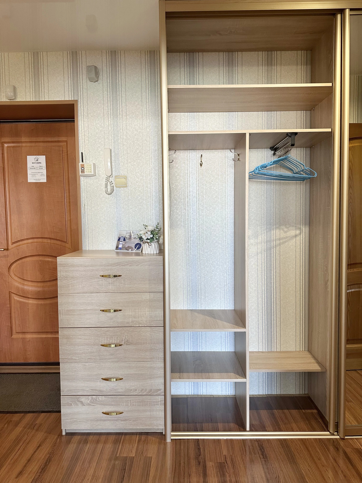 Апартаменты на 100летии 128а на 4х человек