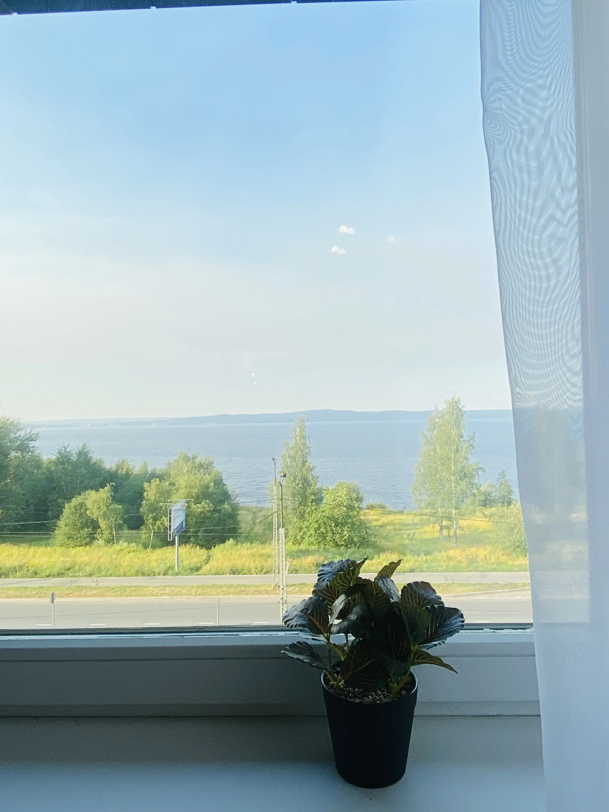 Апартаменты с Видом на Озеро