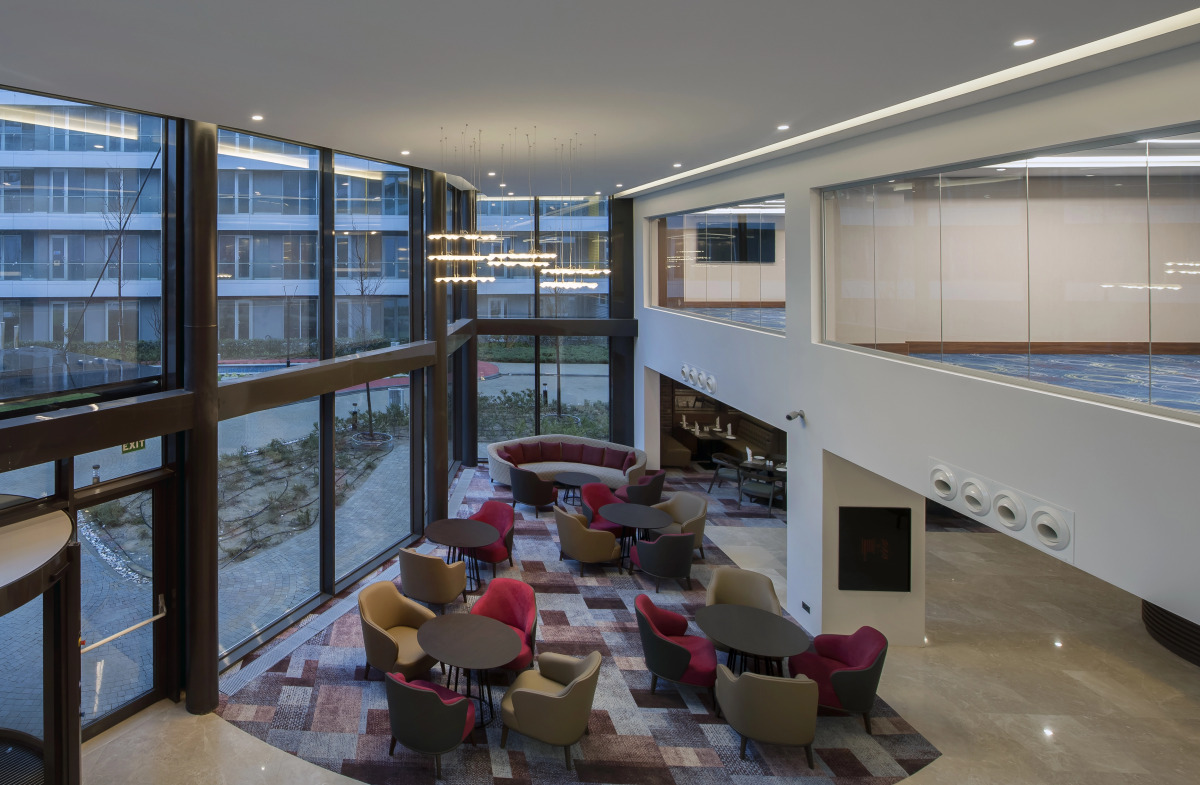 The Superior Living Batisehir