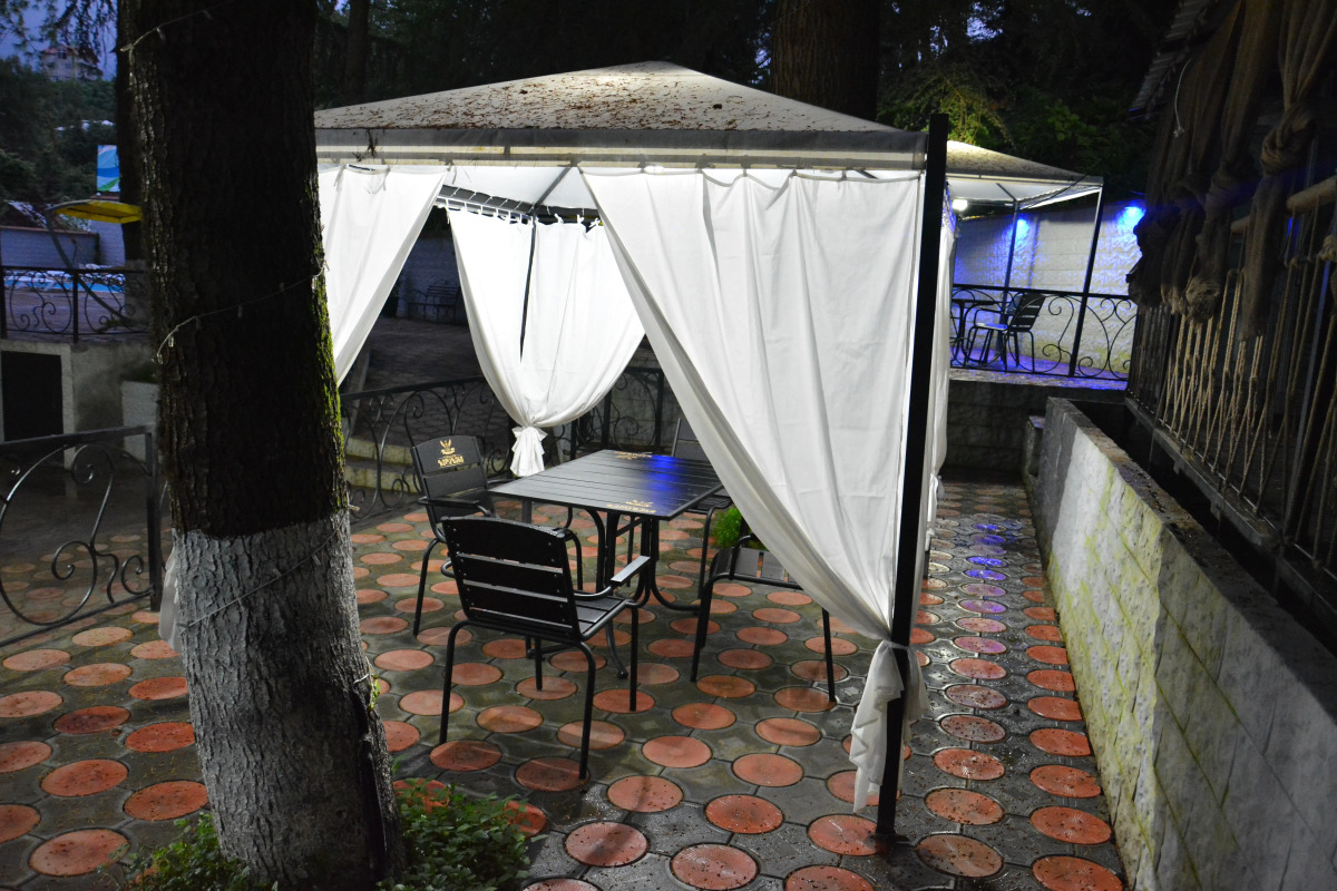 Отель Nine Brothers