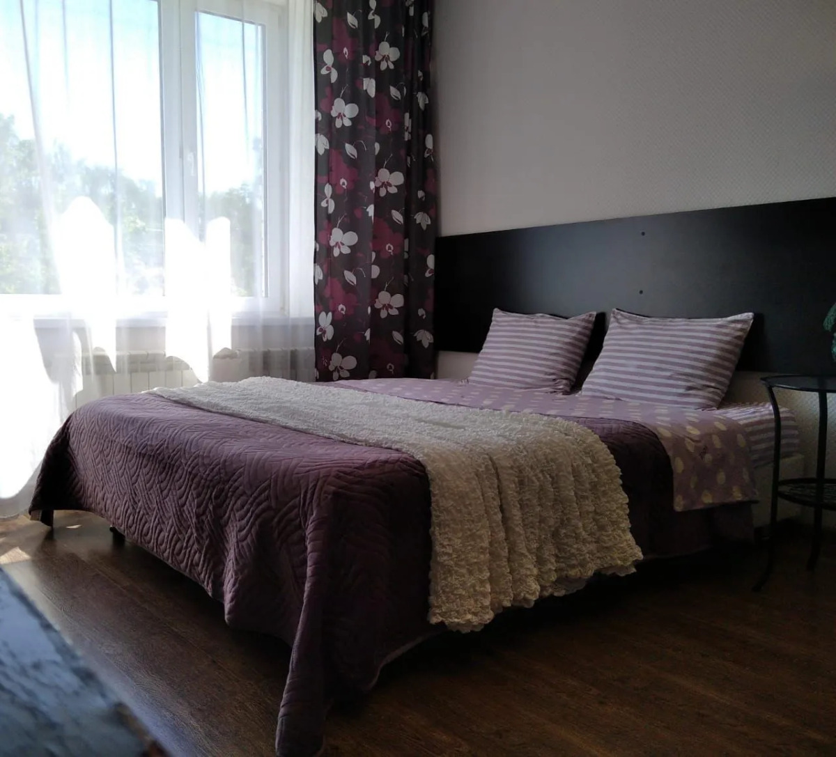 Апартаменты Париж на Школьной