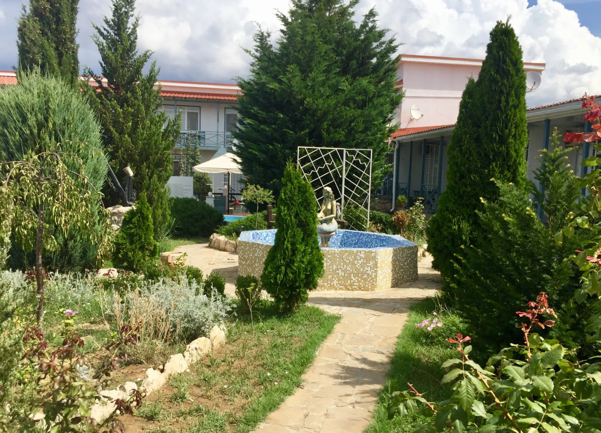 Zhemchuzhina Stepi Guest House