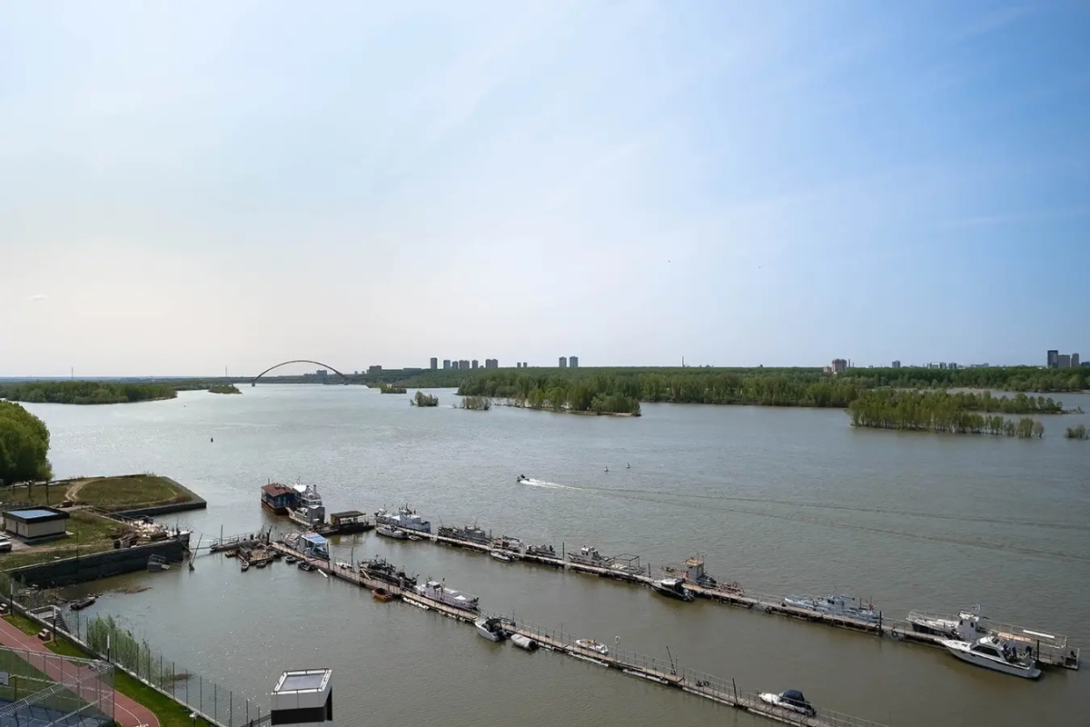 Апартаменты Уютная студия с видом на реку