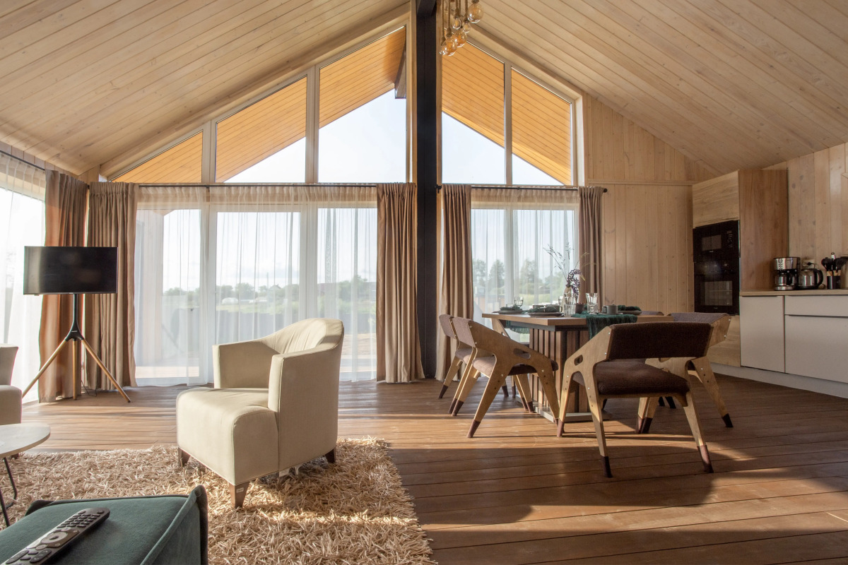 Частный дом Барнхауз у озера