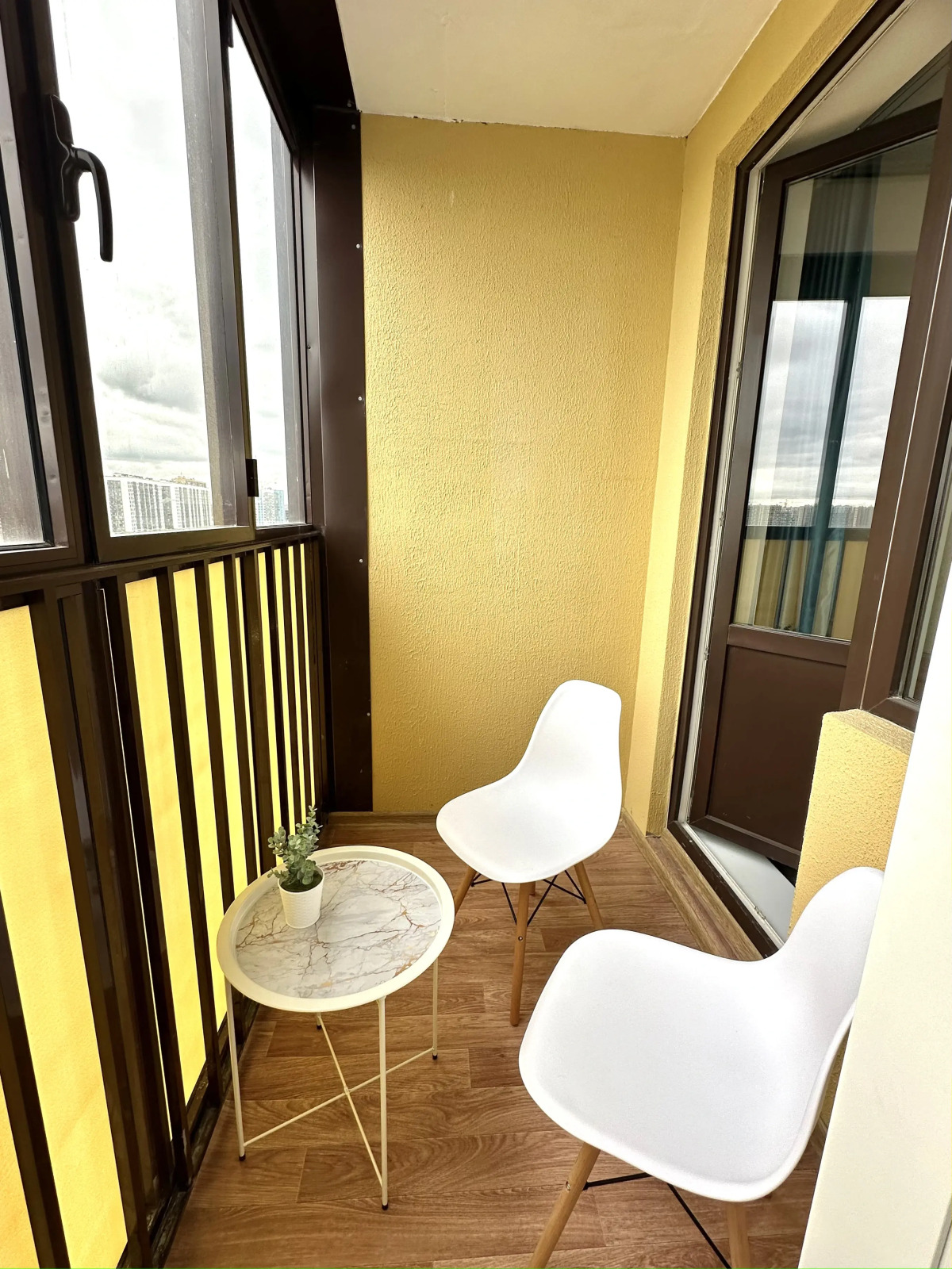 Квартира Garnet Apartments Горизонт