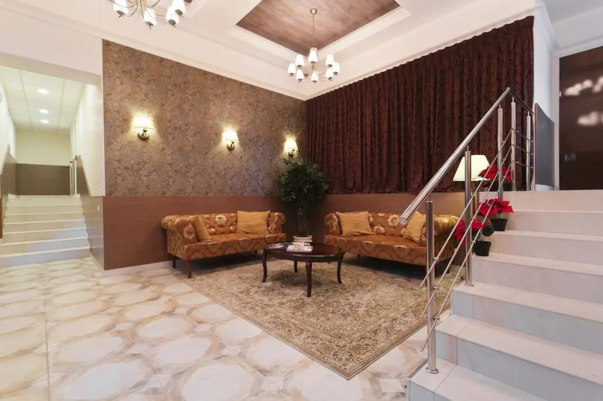 Отель Дрозды Клуб