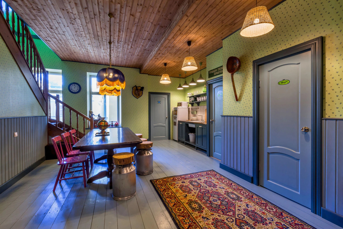 Меблированные комнаты У Дома Книги