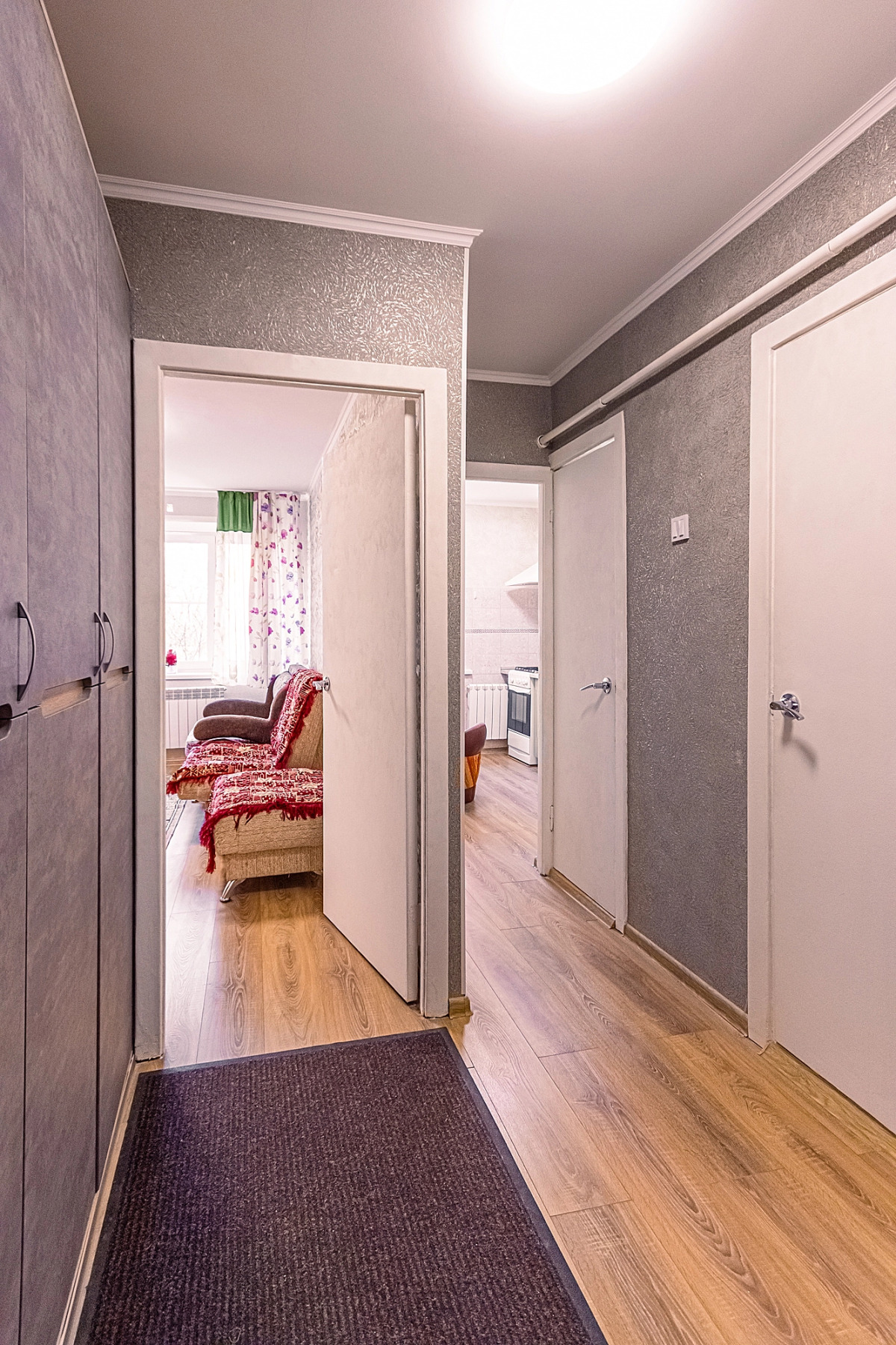 Квартира на Максима Горького 1