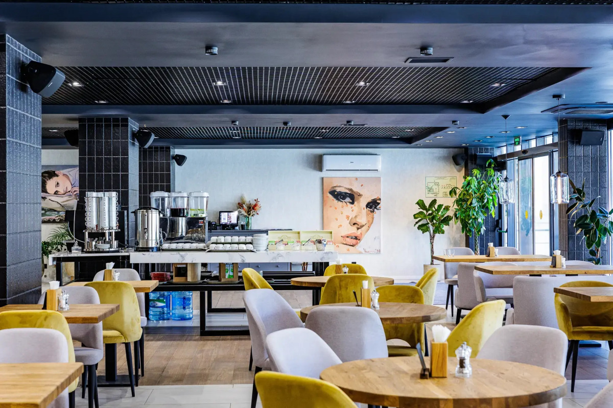 Отель Россиянка