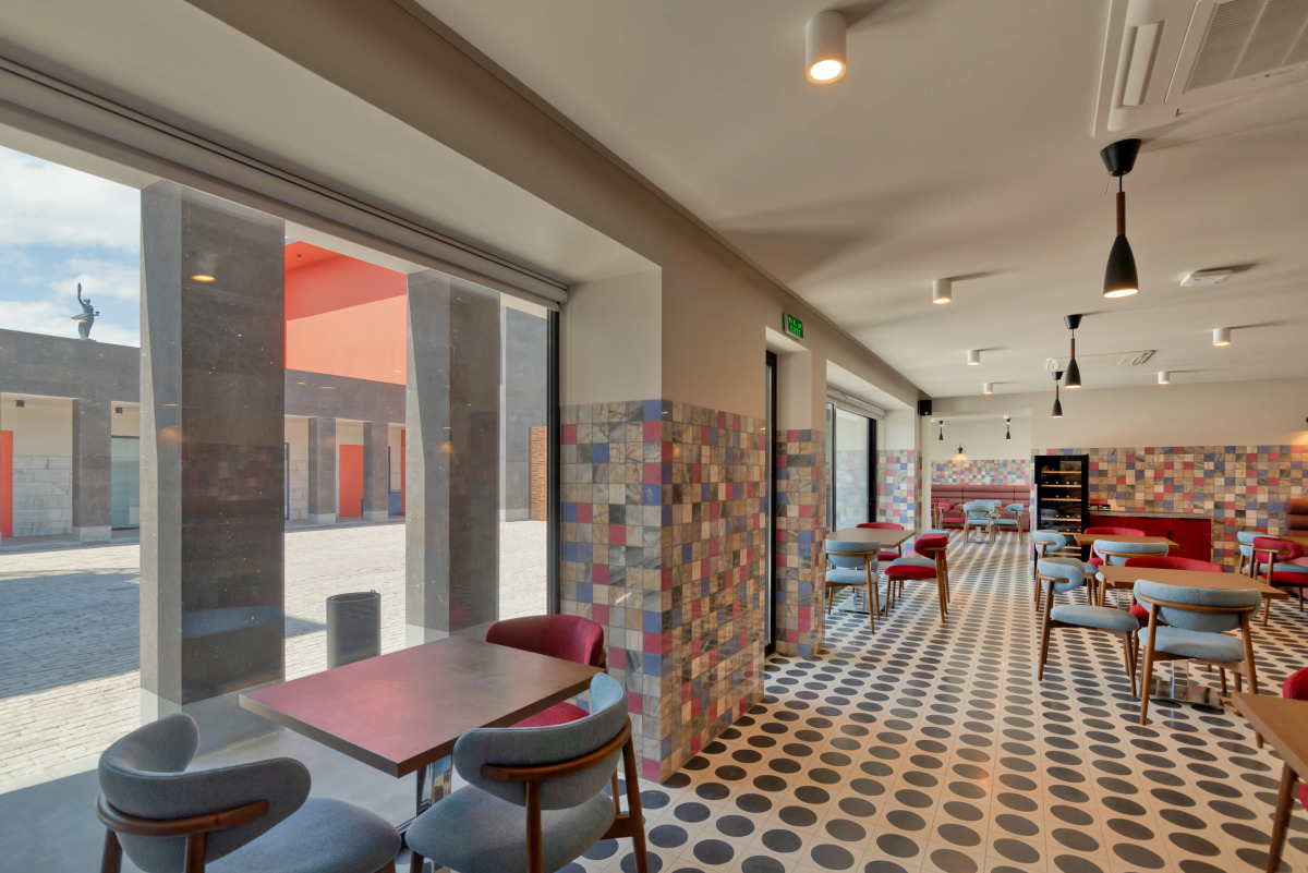 Manifest Restaurant and Hotel Gyumri