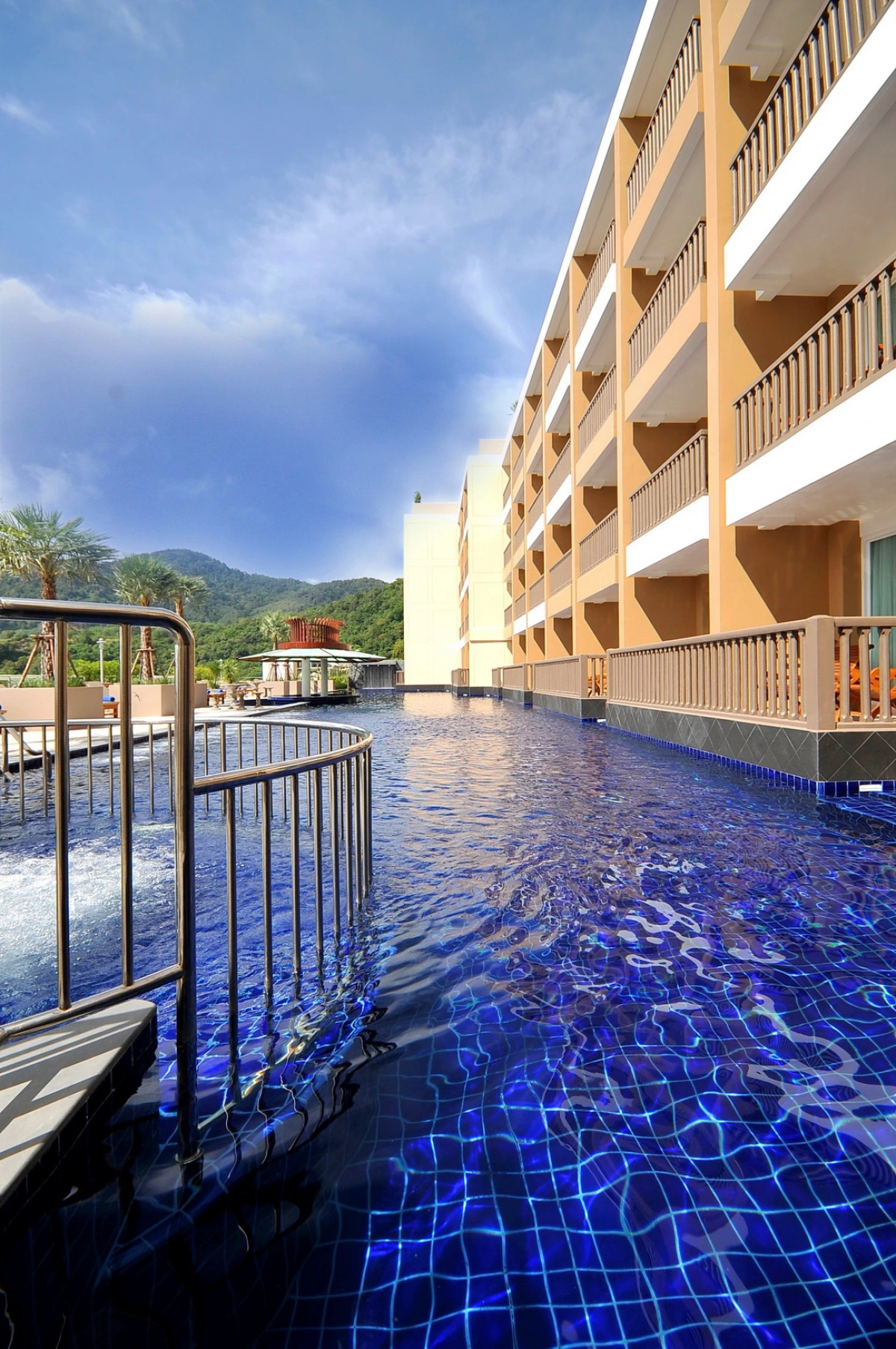 Отель Princess Seaview Resort & Spa