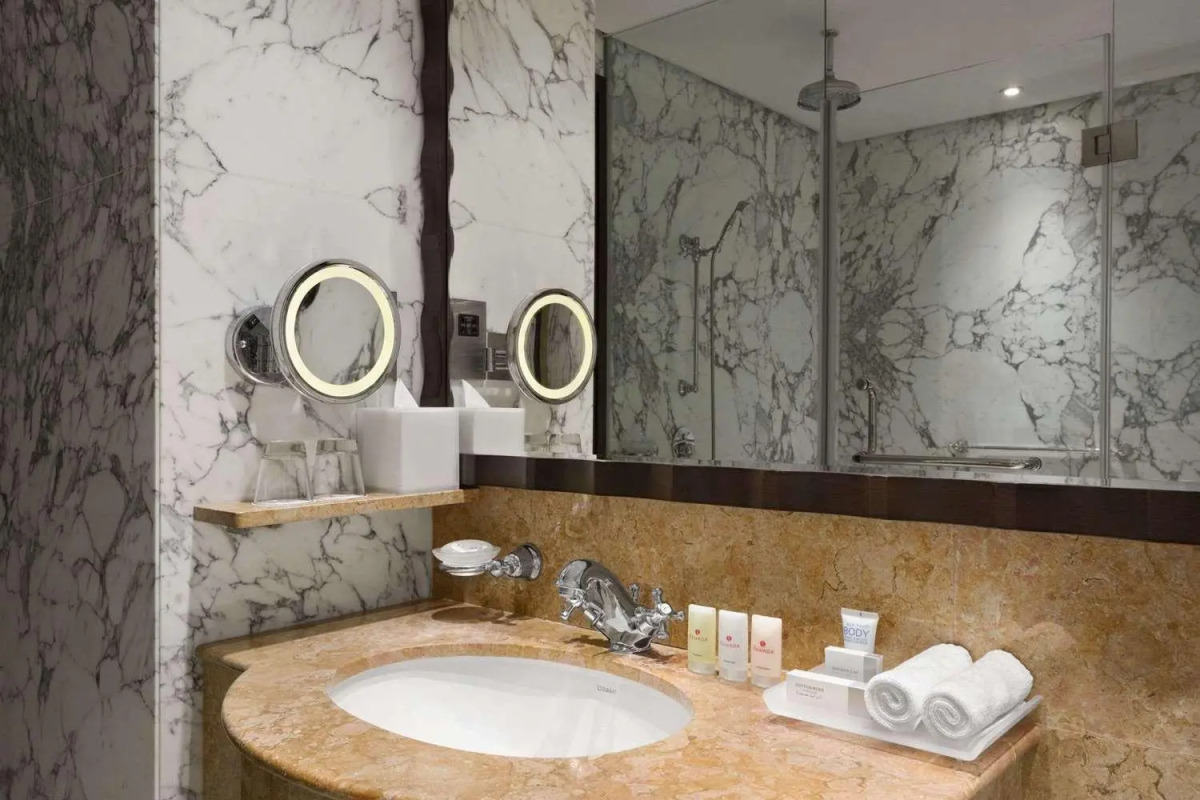 Crowne Plaza Dubai Jumeirah an IHG Hotel