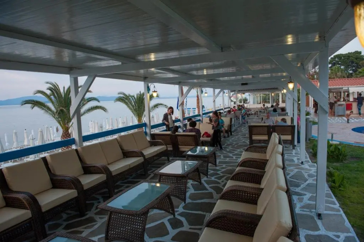 Отель Hanioti Grandotel