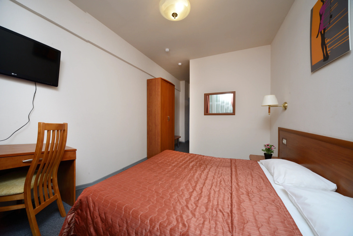 Мини-Отель Апельсин на Академической