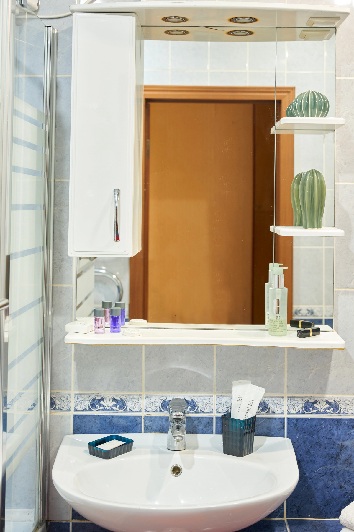 Апартаменты Просторная уютная квартира в сердце Культурной Столицы