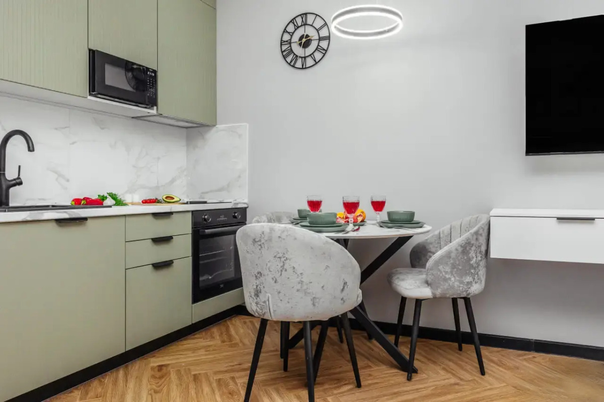 Апартаменты Метрополь с видом на море от УК Атмосфера