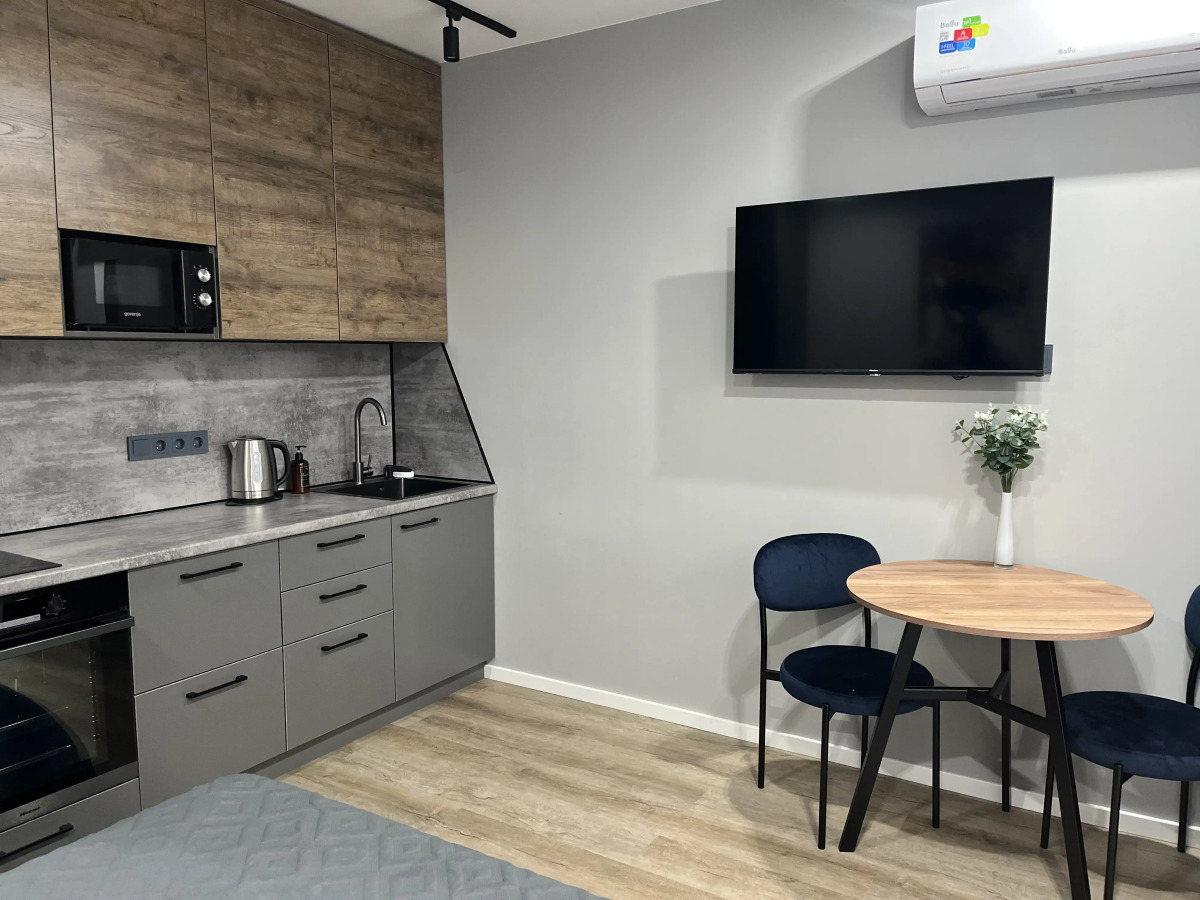 Квартира Дизайнерская студия у ТЦ Аура RoyalPart