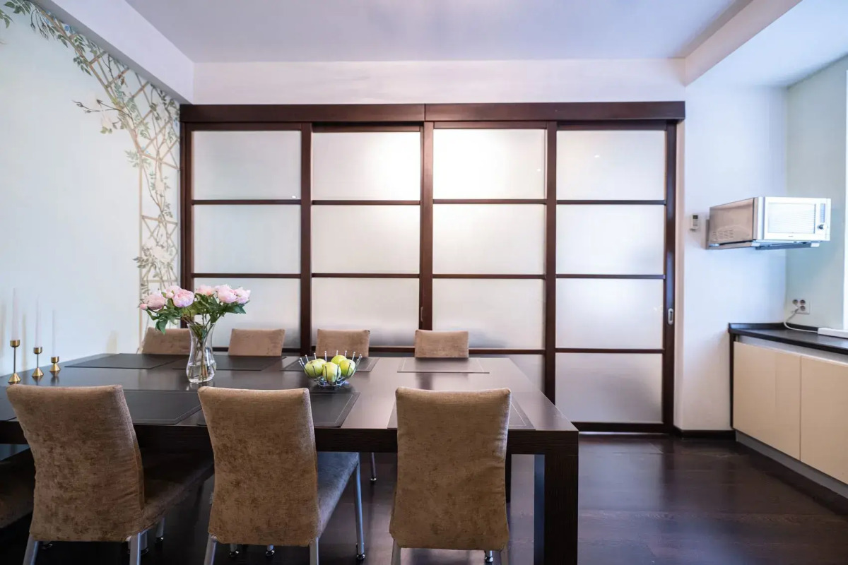 Апартаменты Пять Звёзд Большая с Кондиционерами и камином