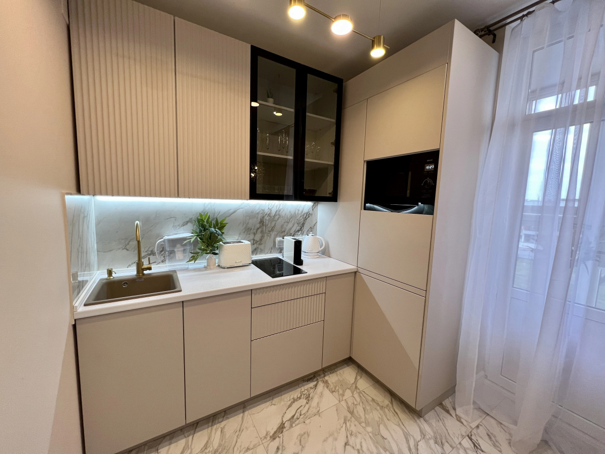 Апартаменты Дизайнерская квартира в Жк Российский с панорамной лоджией