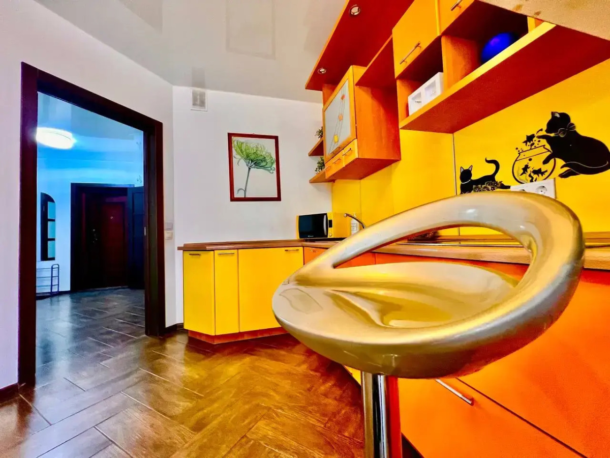 Апартаменты Центр восток отличная на Одесская 44к1