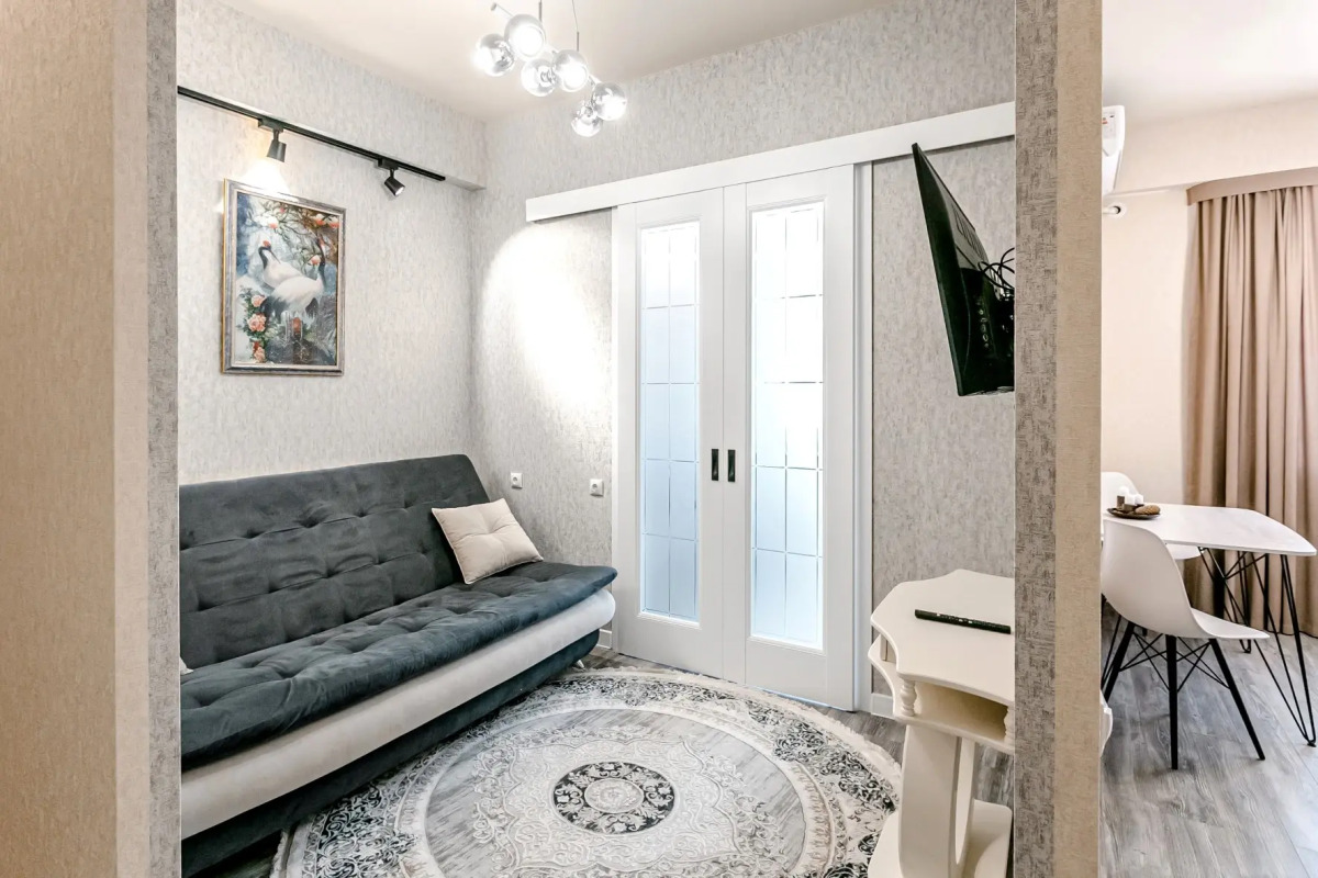 Апартаменты «Оливия» Ирины Савельевой - В парке у долины роз и красного солнышка