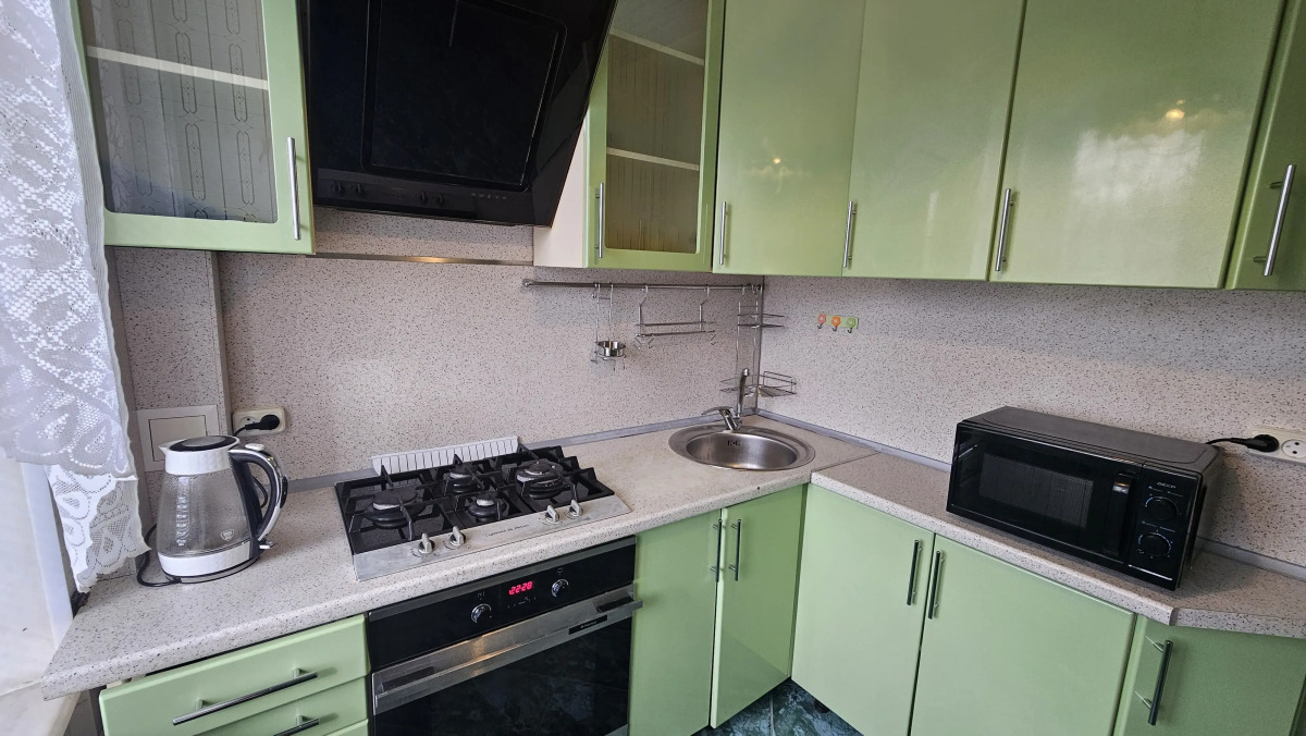 Квартира Просторная двухкомнатная возле пляжа