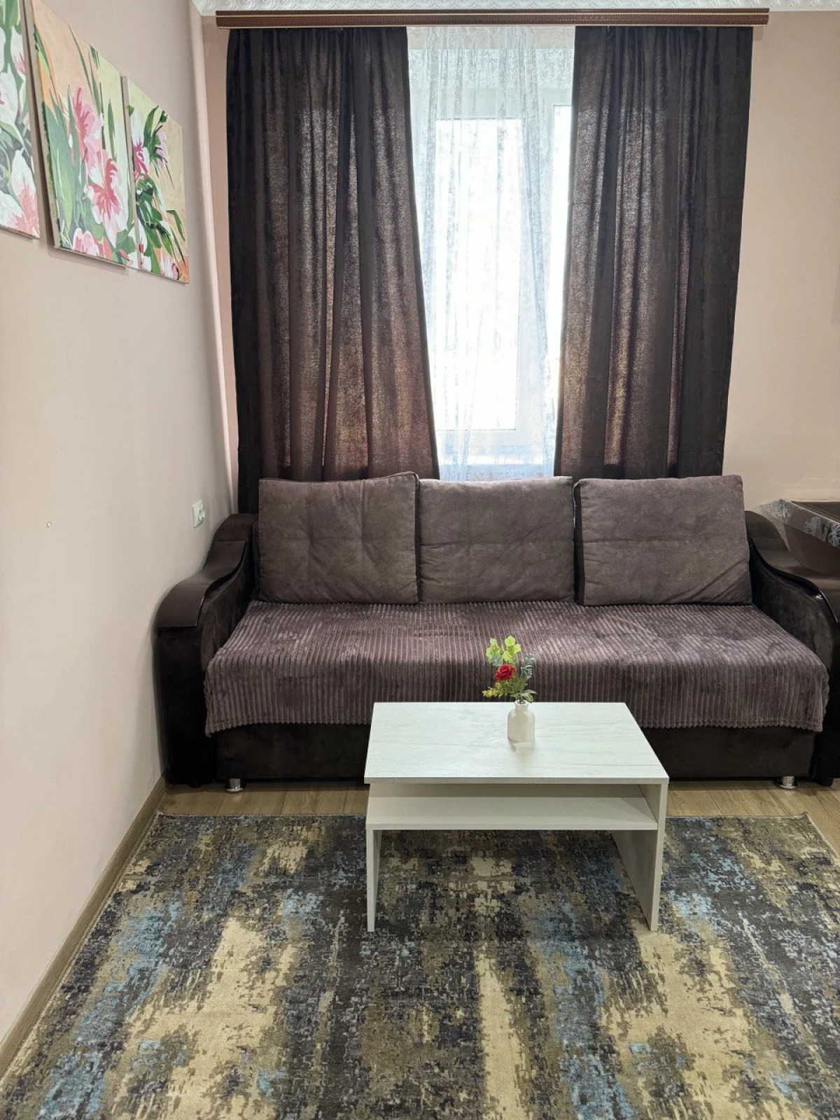 Евродвушка с видом на гору