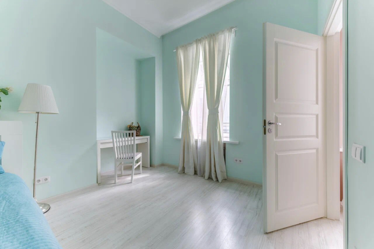 Апартаменты SweetHome на Мойке 44