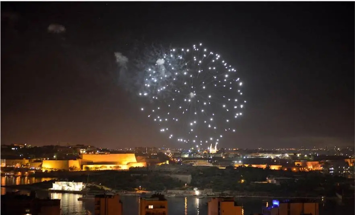 Отель AX The Palace