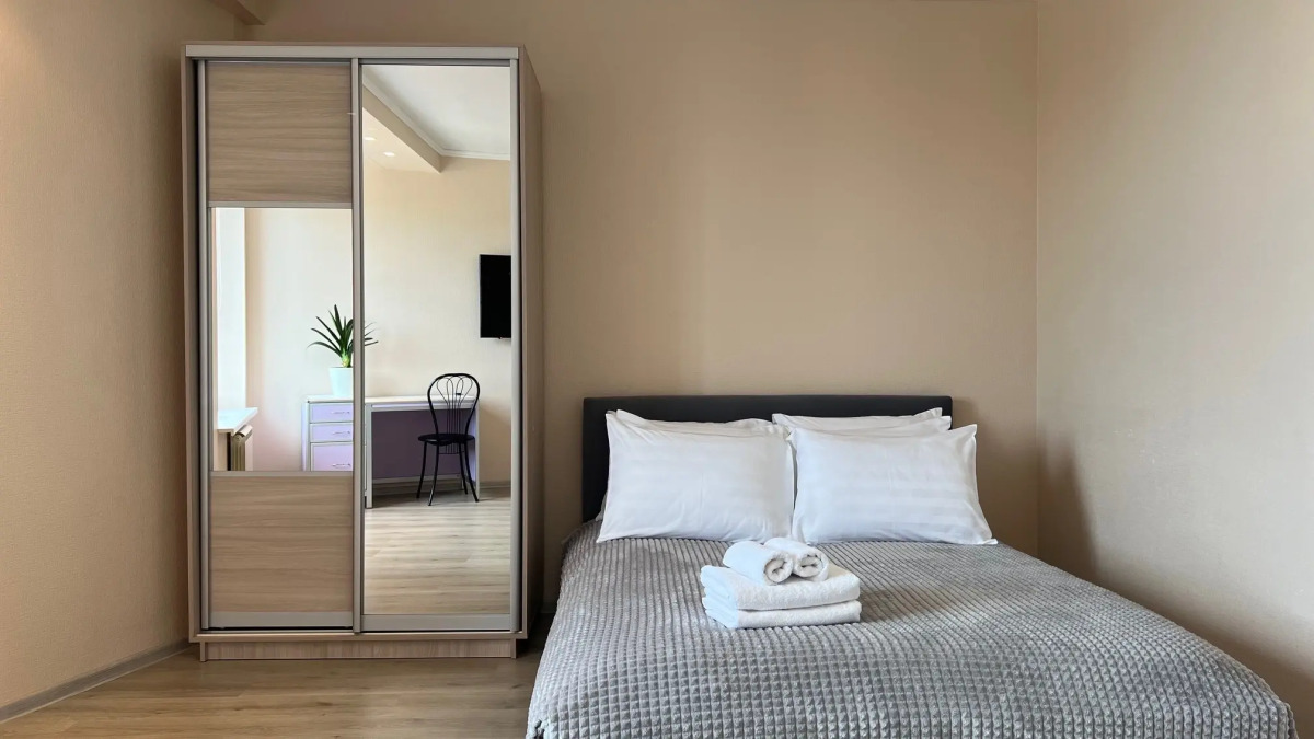 Апартаменты на Краснофлотской с видом на замок