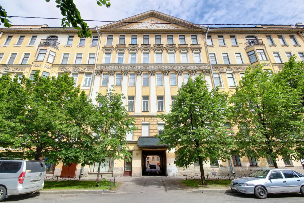 Апартаменты 1 MyhomeYourhome на Зверинской 42