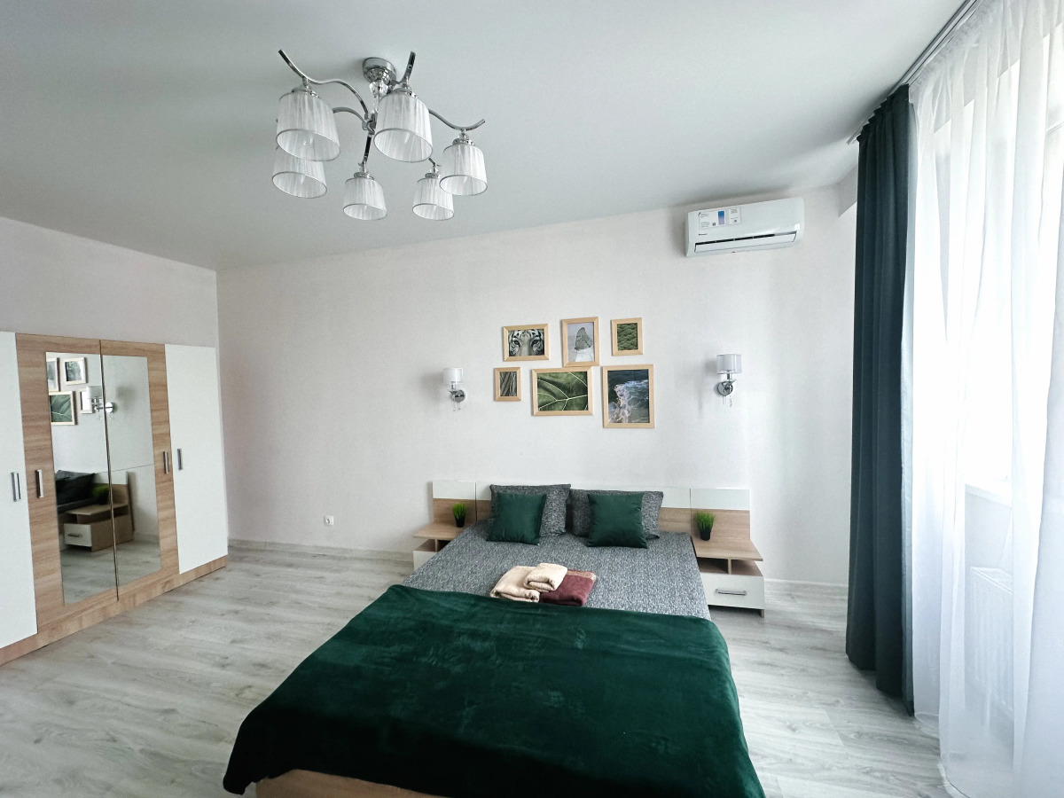 Апартаменты с Ремонтом на Батурина 141