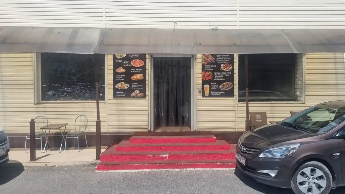 River House Apartments