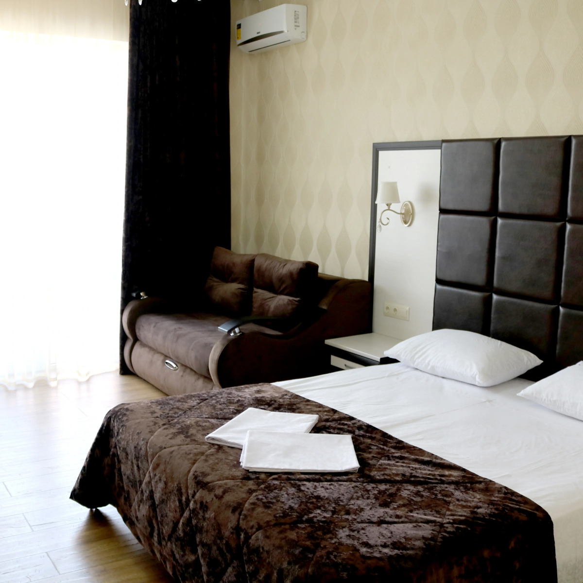 Отель Кристалл