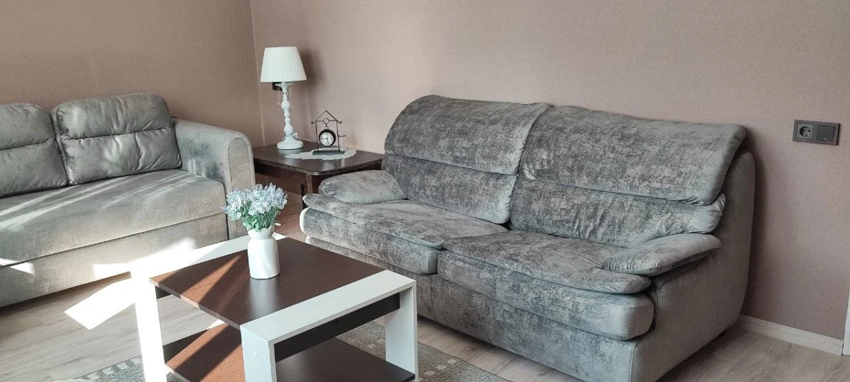 Апартаменты Шикарная уютная Трешка возле Площадь Победы