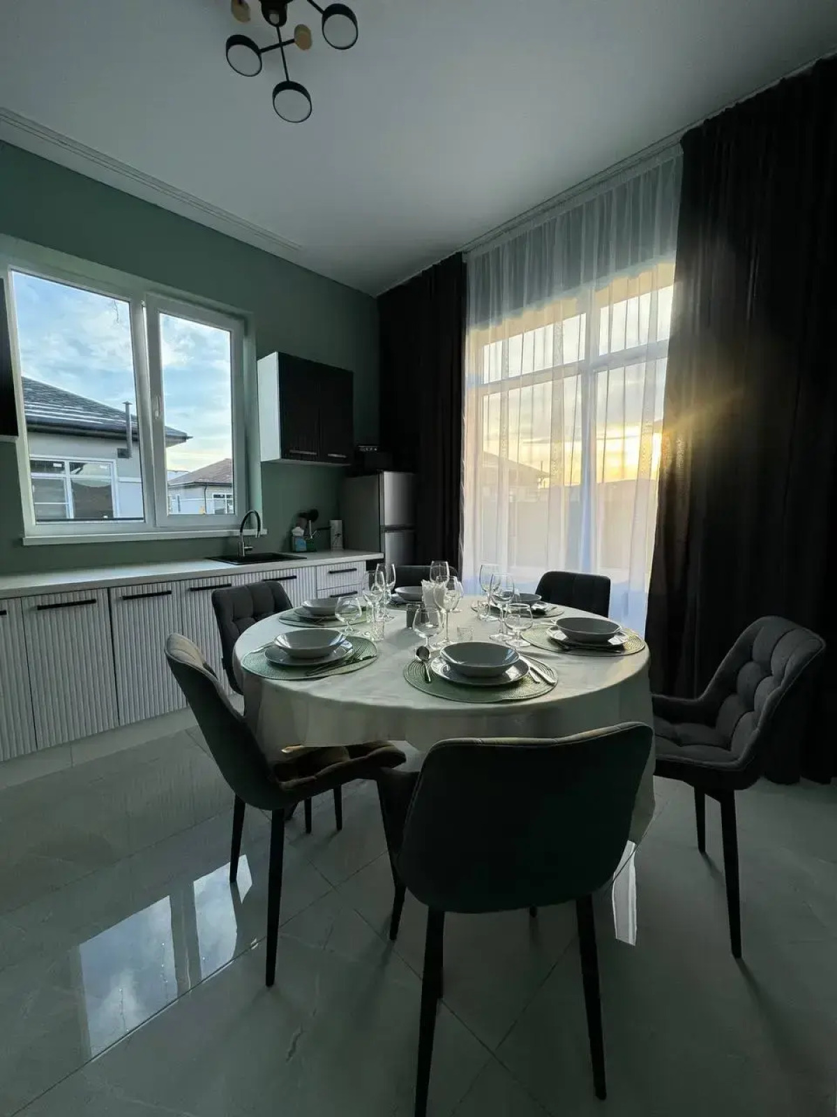 Вилла Небо с Подогреваемым Бассейном и Сауной